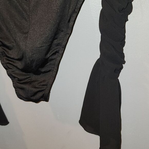 Pretty Little Thing Bodysuit NWOT - Picture 6 of 8